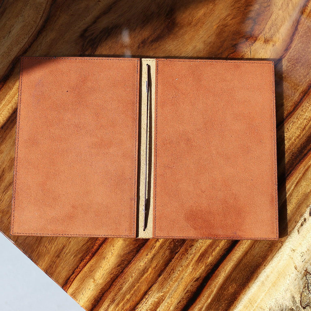 
                      
                        Milwaukee Hard Cover Menu - Chestnut Menu Holder - olpr.
                      
                    