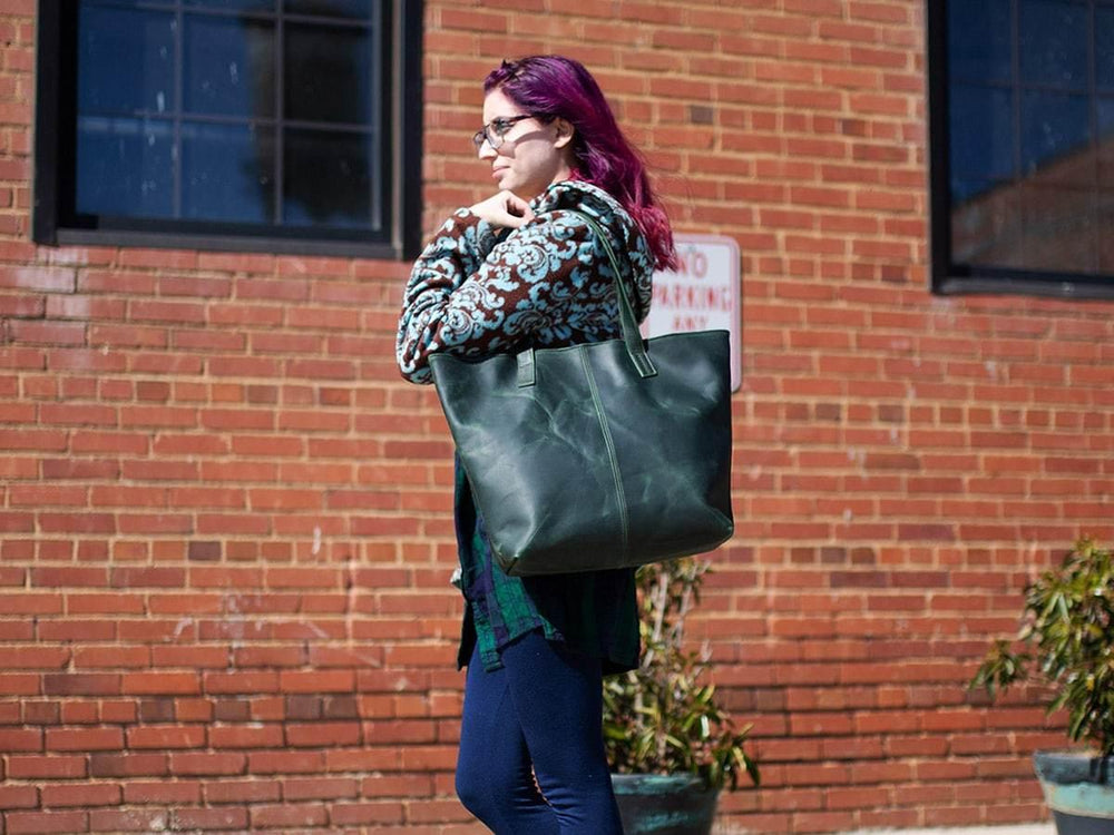 
                      
                        Leather Tote Bag Jess - Green Women Bag - olpr.
                      
                    
