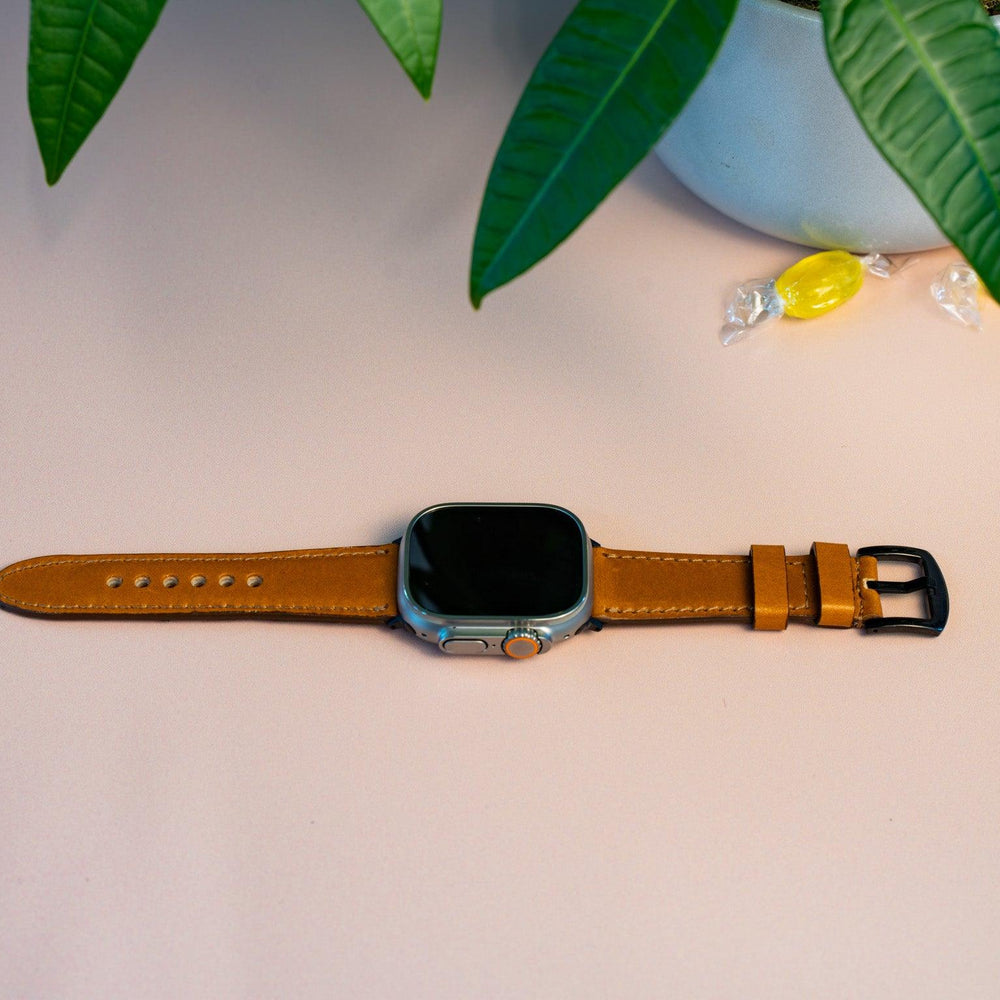 Milwaukee Leather Apple Watch Band - Natural - olpr.