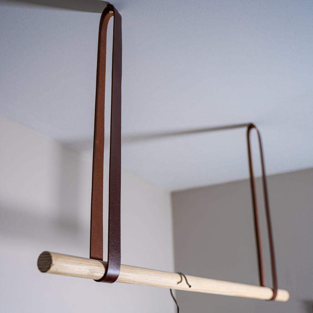 Milwaukee Leather Rod Holder - Chestnut  - olpr.
