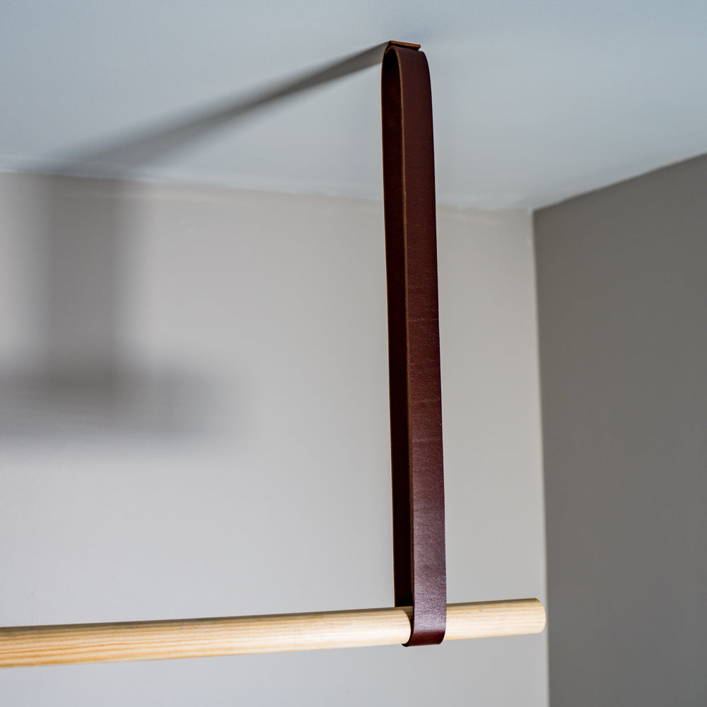 
                      
                        Milwaukee Leather Rod Holder - Chestnut  - olpr.
                      
                    