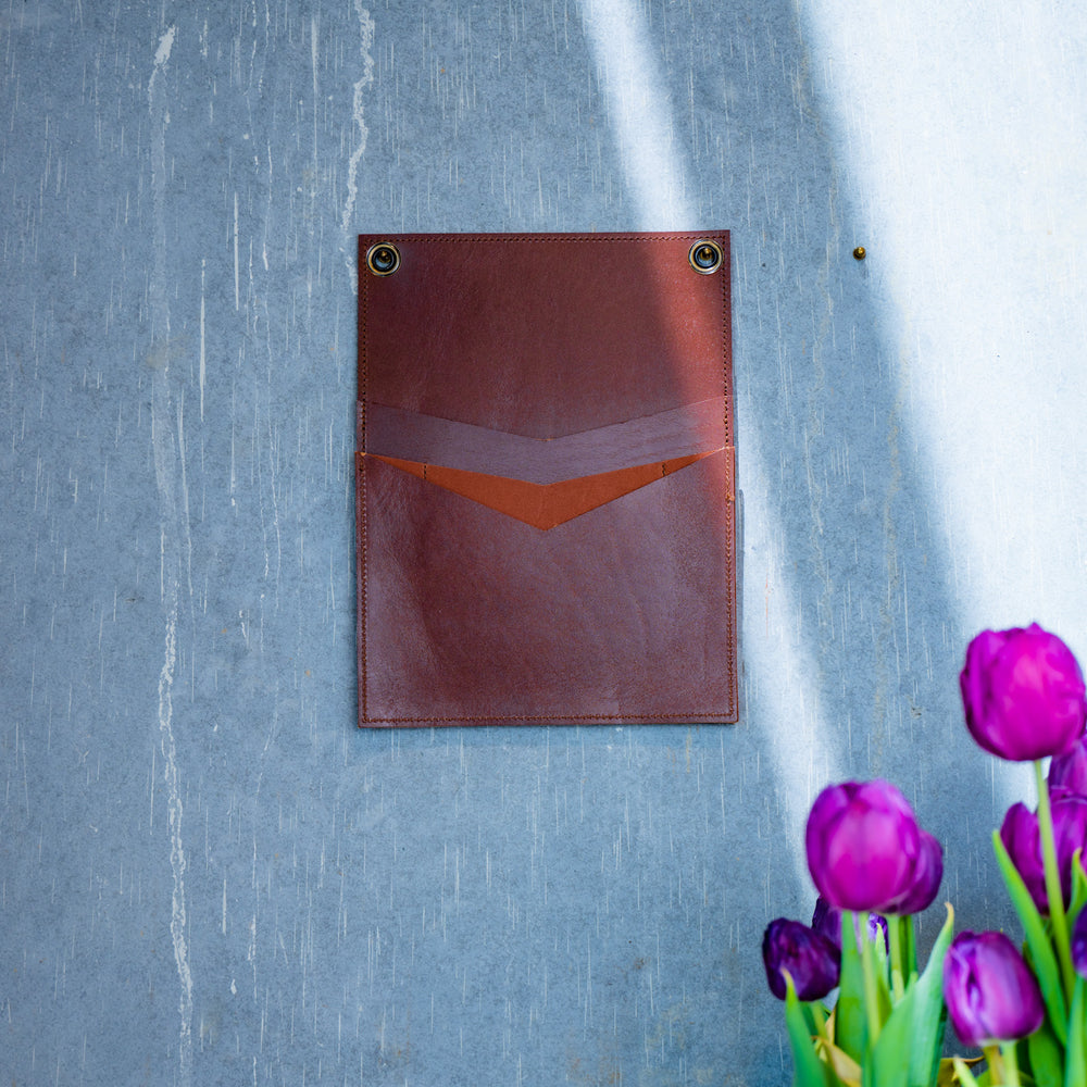 
                      
                        Leather Vertical Mail Box with 2 Pockets - Chestnut
                      
                    