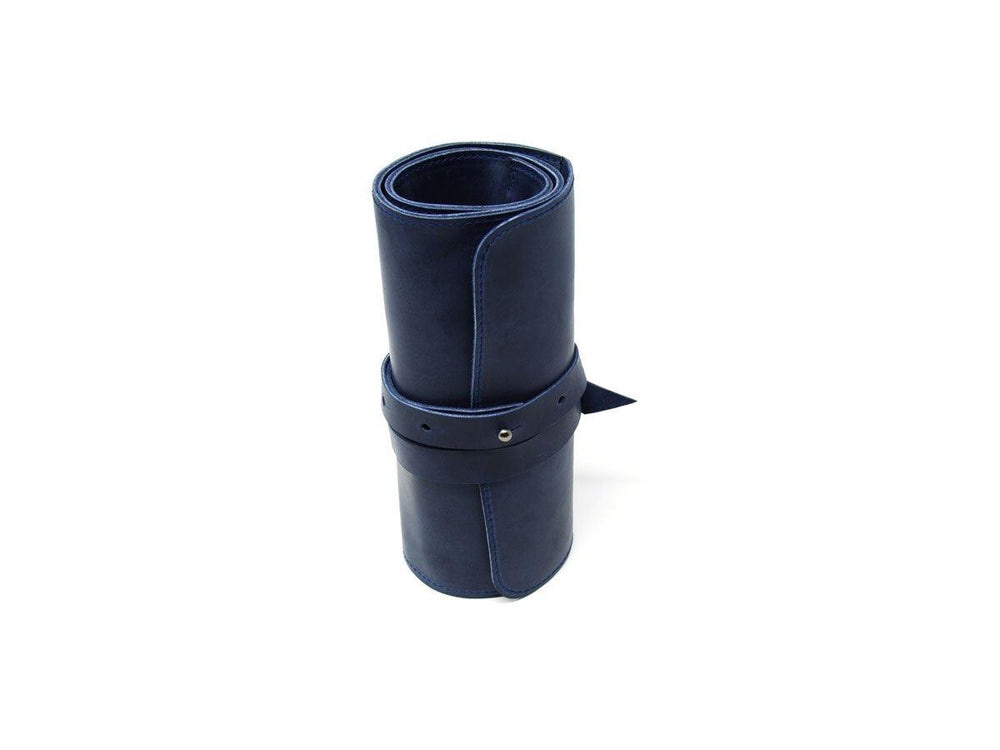 
                      
                        Crazy Horse Leather Watch Roll - Navy Watch Case - olpr.
                      
                    