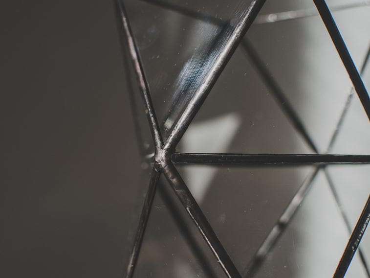 
                      
                        Geometric Glass Vase Vase - olpr.
                      
                    