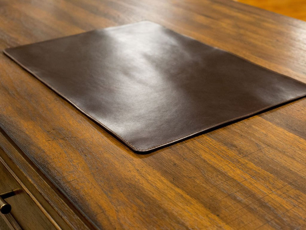 
                      
                        Milwaukee Leather Desk Pad - Brown Desk Pad - olpr.
                      
                    