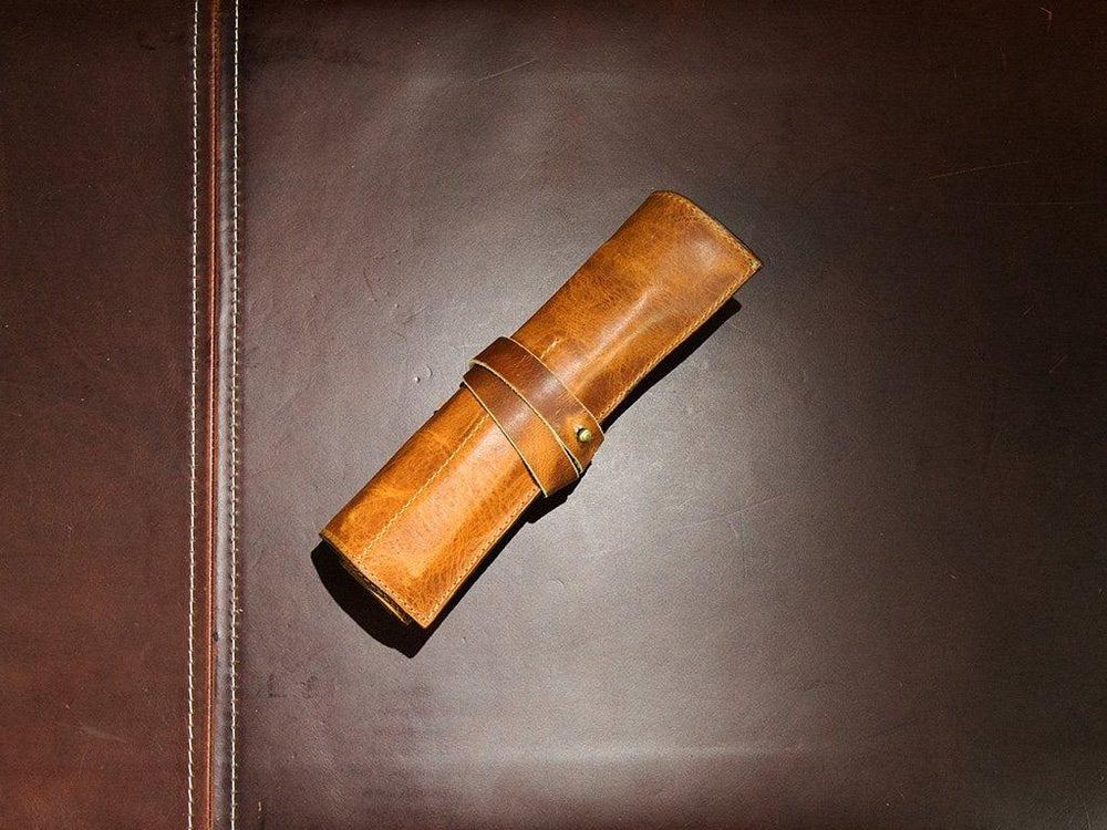 
                      
                        Milwaukee Leather Pen Roll - Natural Pen Holder - olpr.
                      
                    