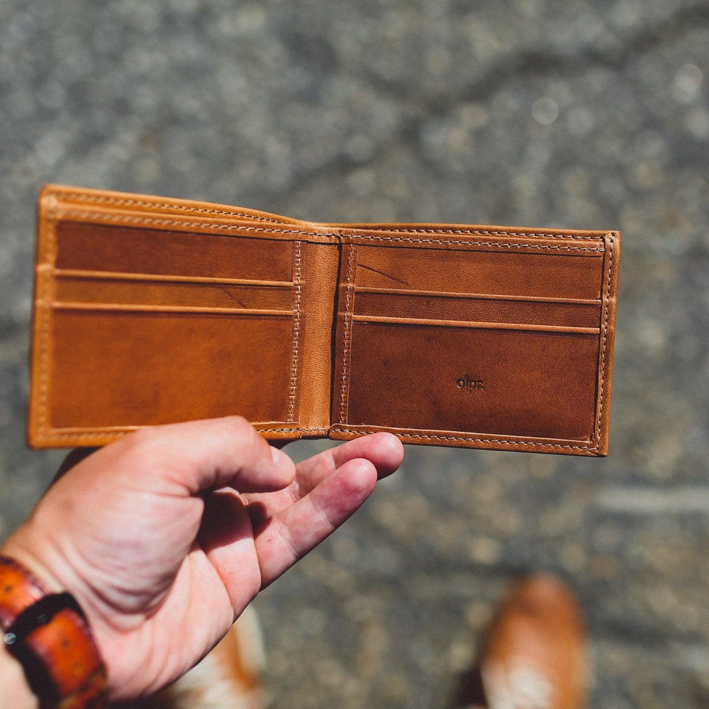 Milwaukee Leather Minimal Bifold Wallet - Natural Wallet - olpr.
