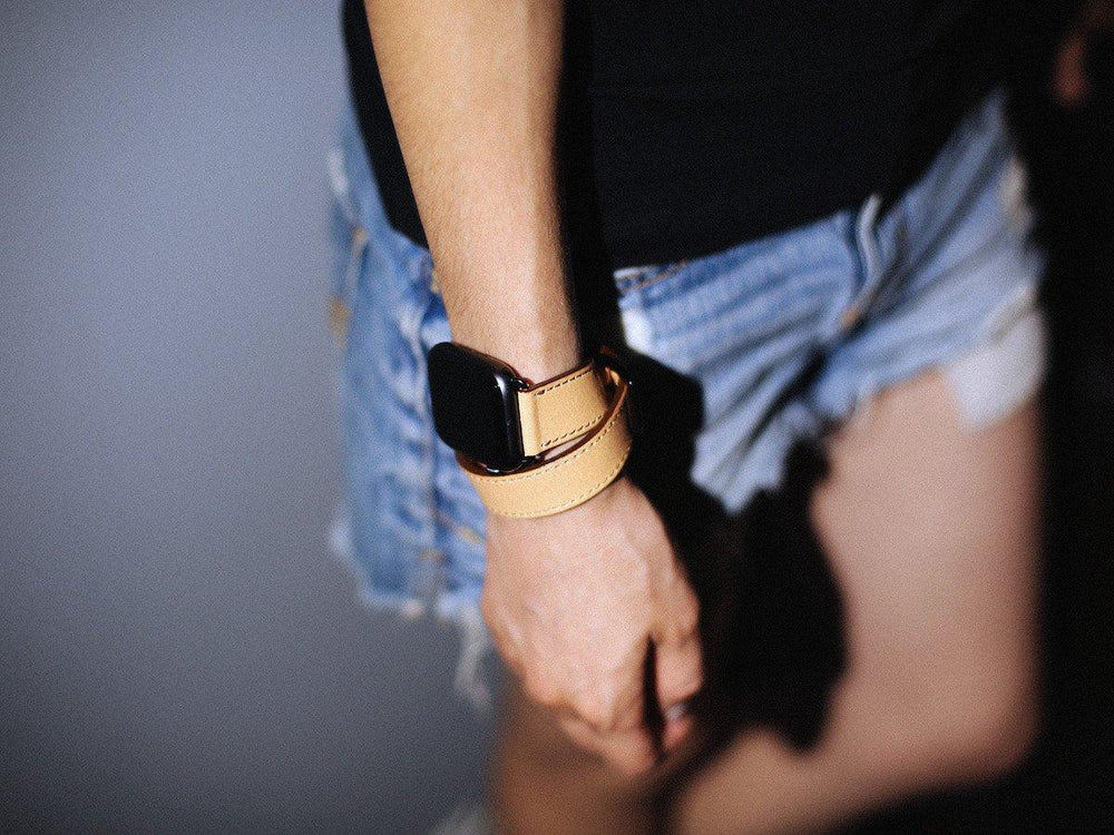 
                      
                        Italian Leather Double Wrap Apple Watch Band - Cream - olpr.
                      
                    
