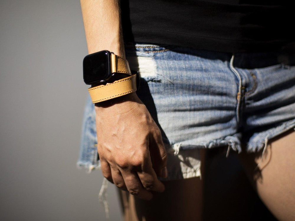 
                      
                        Italian Leather Double Wrap Apple Watch Band - Cream - olpr.
                      
                    