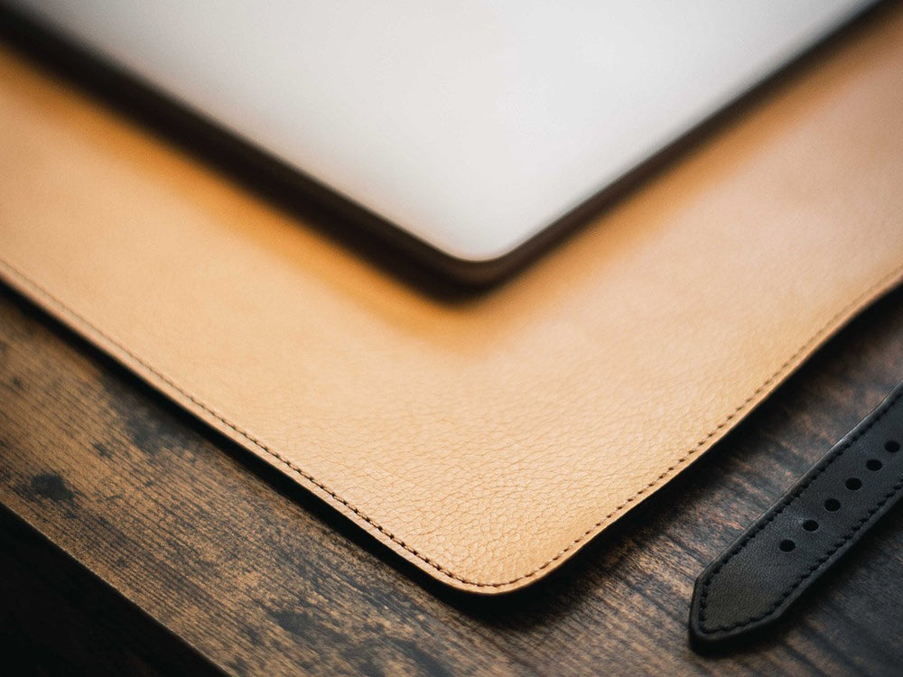 
                      
                        Italian Leather Table Mat - Cream Desk Pad - olpr.
                      
                    