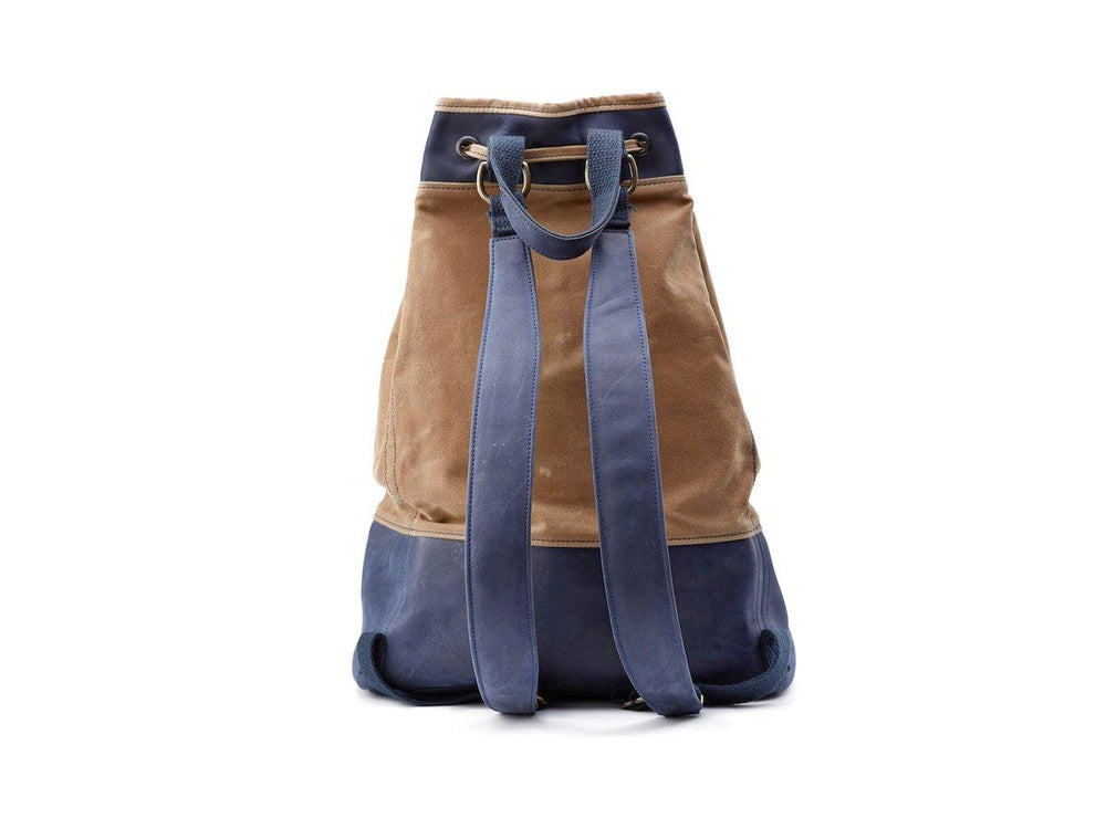 
                      
                        Crazy Horse Leather Bucket Backpack - Camel Rucksack - olpr.
                      
                    